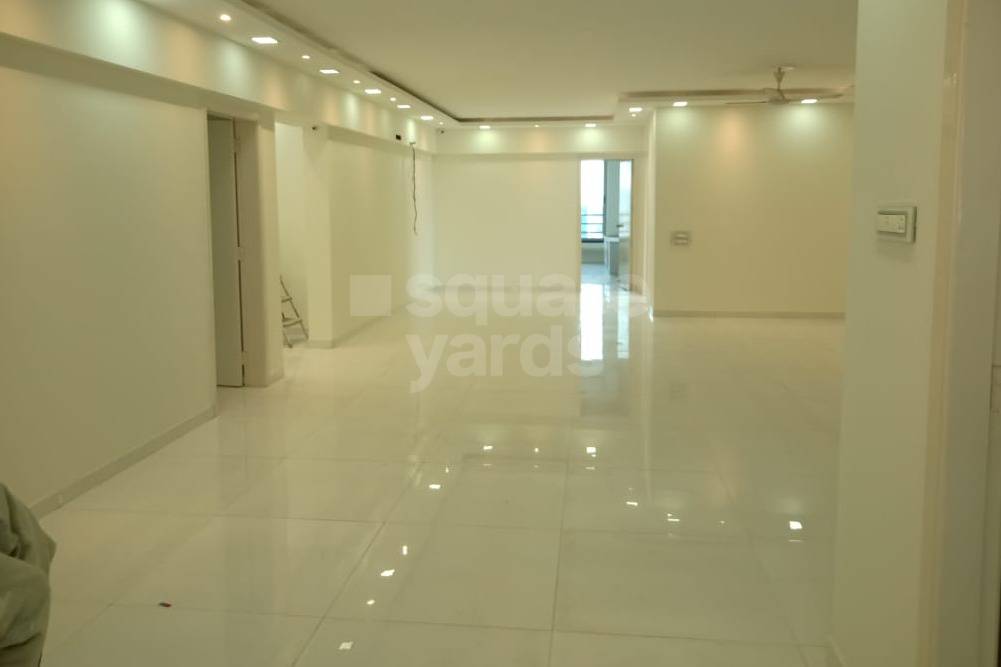 5 BHK Apartment For Sale in Oberoi Realty Springs