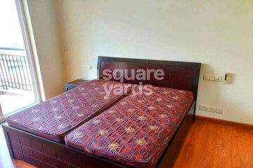 2 BHK Apartment For Sale in Emaar Emerald Estate, Sector 65