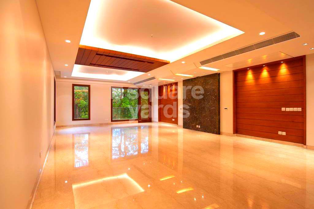 Resale 4 Bedroom 2700 Sq.Ft. Builder Floor in Sushant Lok I Gurgaon