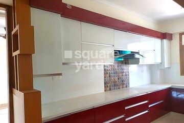 Kitchen in 3 BHK Builder Floor at Ansal Esencia - Amara Villas, Sector 67 – for Rent