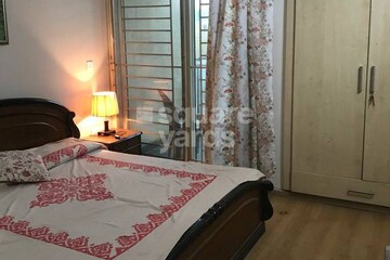 Master Bedroom in 3 BHK Apartment at Ansal Esencia-Mulberry Homes, Sector 67 – for Rent