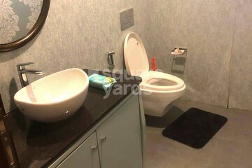 Bathroom in 5 BHK Apartment at Snehal Apartment Juhu, Juhu – for Rent