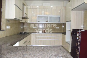 Kitchen in 3 BHK Builder Floor at Ansal Esencia - Sovereign Floors, Sector 67 – for Rent