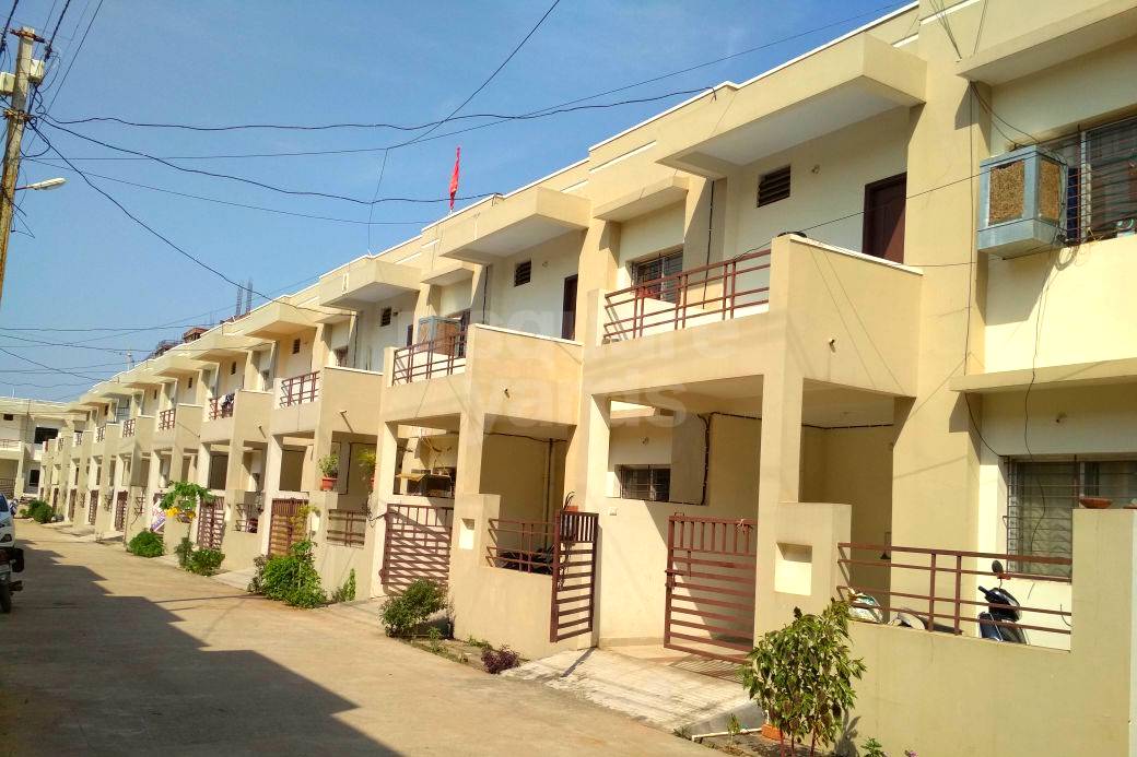 Resale 2 Bedroom 877 Sq.Ft. Independent House in Santoshi Nagar Raipur