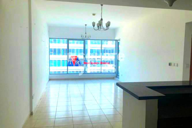 1 BR 750 Sq.Ft. Apartment in Skycourts Tower B