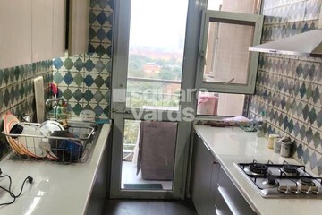 Kitchen in 2 BHK Apartment at M3M Escala, Sector 70a – for Rent