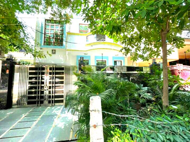 Rental 1 Bedroom 400 Sq.Ft. Independent House in RWA Apartments Sector 29, Sector 29 Noida 3884971