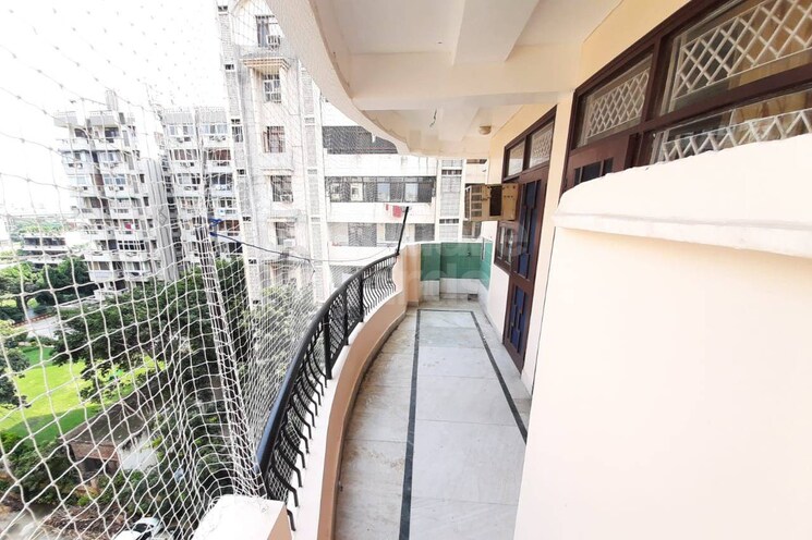 Balcony, professors-enclave 4 Bedroom 2200 Sq.Ft. Apartment In Sector 56 Gurgaon 3351206