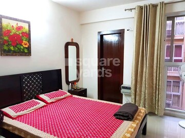 Bedroom in 3 BHK Apartment at Tulip Violet, Sector 69 – for Rent