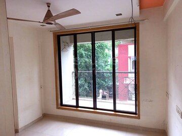 Bedroom in 2 BHK Apartment at Chembur – for Rent