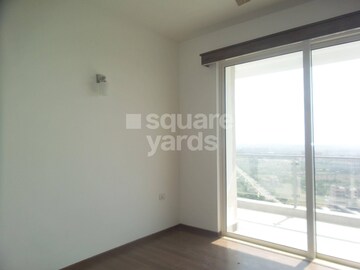 Room in 3 BHK Apartment at M3M Merlin, Sector 67 – for Rent