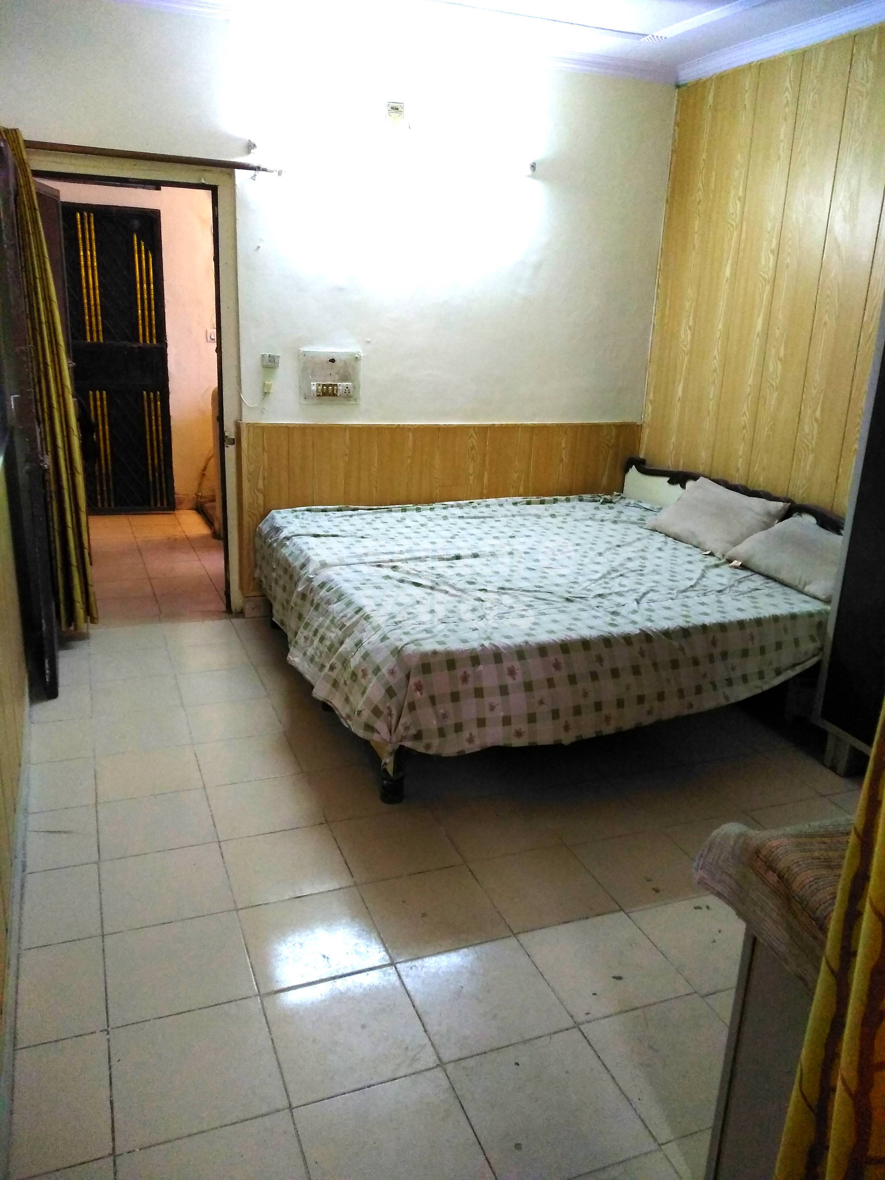 Rental Studio 311 Sq.Ft. Independent House in RWA Block B Dayanand