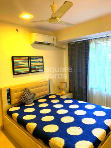 Bedroom in 2 BHK Apartment at Veera Desai Road – for Rent