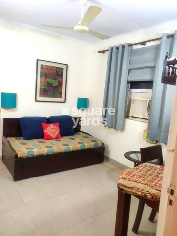 Living Room in 3 BHK Apartment at Orchid Petals, Sector 49 – for Rent