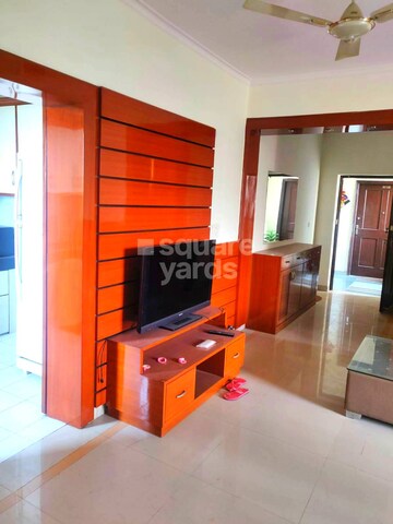 Living Room in 3 BHK Apartment at Orchid Petals, Sector 49 – for Rent