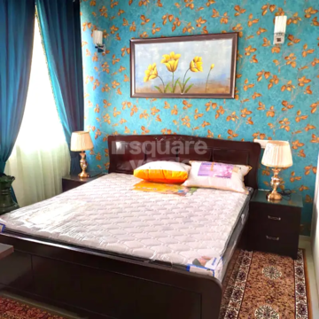 Bedroom in 3 BHK Apartment at Emaar MGF Emerald Hills, Sector 65 – for Rent