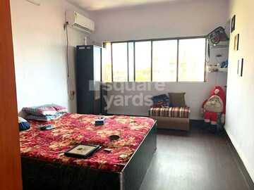 Bedroom in 1 BHK Apartment at Andheri West – for Sale