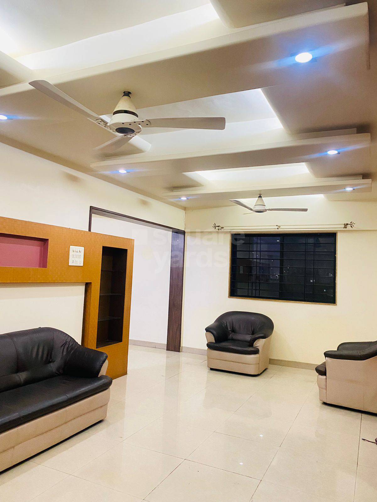 Rental 2 Bedroom 980 Sq.Ft. Apartment in Magarpatta City Cosmos