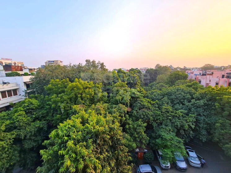 Exterior View, rwa-safdarjung-enclave-block-a-1 4 Bedroom 300 Sq.Yd. Builder Floor In Safdarjung Development Area Delhi 3485653