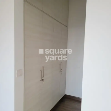 Bathroom in 3 BHK Apartment at Emaar MGF The Palm Drive Villas, Sector 66 – for Rent
