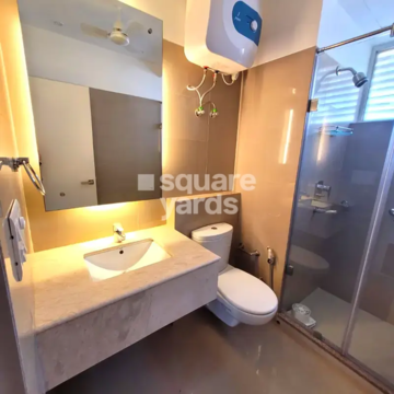 Attached Bathroom in 3 BHK Apartment at Emaar MGF The Palm Drive Villas, Sector 66 – for Rent