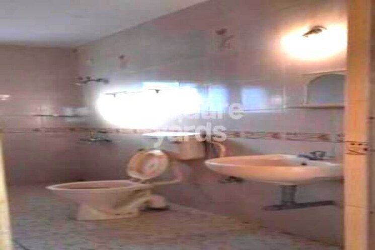 Bathroom, beliaghata 1 Bedroom 402 Sq.Ft. Apartment In Beliaghata Kolkata 3501376