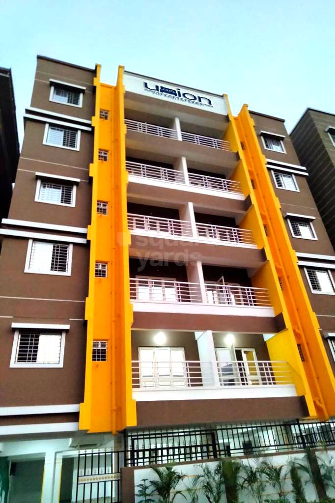 Rental Commercial Shop 2000 Sq.Ft. in Laxmi Chowk Hinjewadi Pune 4211054