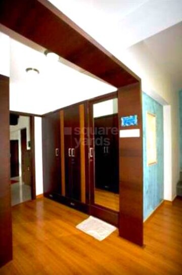  4 BHK Apartment at Palash Towers, Andheri West – for Sale
