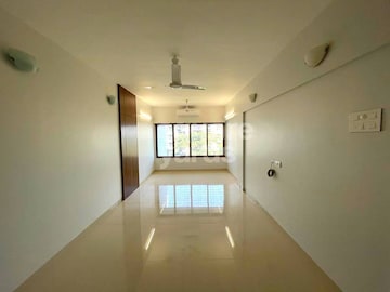 2 BHK Apartment For Rent in Karachi Citizens CHS Juhu Mumbai  3538759