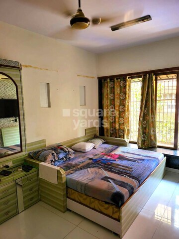 Bedroom in 2.5 BHK Apartment at Gundecha Symphony, Andheri West – for Rent