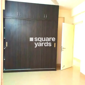  4 BHK Apartment at Emaar Emerald Floors Premier, Sector 65 – for Rent