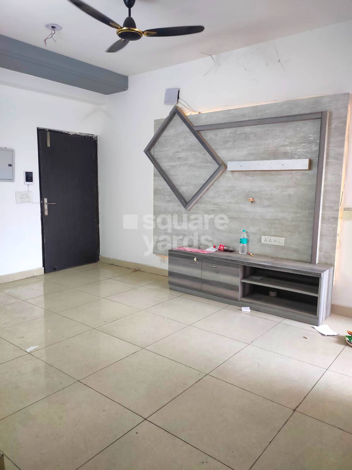 Rental 3 Bedroom 1395 Sq.Ft. Apartment in Ajnara Grand Heritage, Sector
