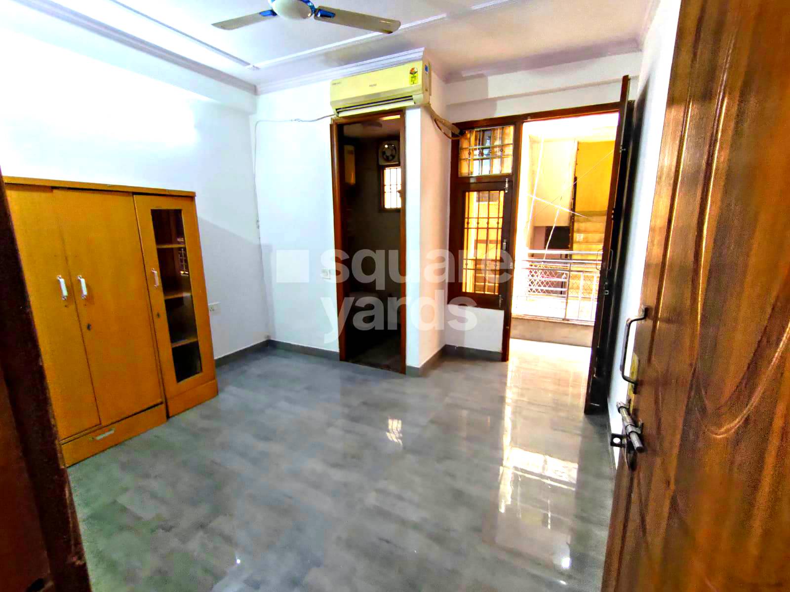 Rental 2 Bedroom 800 Sq.Ft. Apartment in RWA Khirki Extension Block R ...