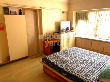 Bedroom in 3 BHK Apartment at Andheri West – for Sale