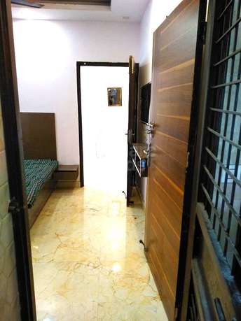 1 BHK Independent House For Rent in RWA Block B Dayanand Colony Lajpat Nagar Delhi 3611929