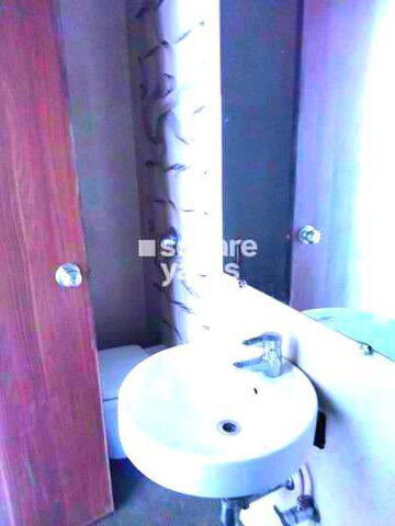 Parking in 2 BHK Apartment at HDIL Metropolis Residences, Andheri West – for Rent
