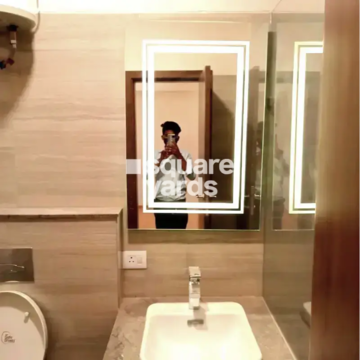 Bathroom in 3 BHK Apartment at M3M Golf Estate, Sector 65 – for Rent