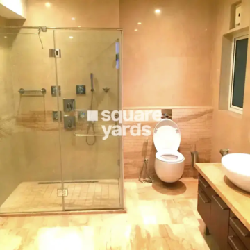 Bathroom in 4 BHK Apartment at Emaar Emerald Floors Premier, Sector 65 – for Rent