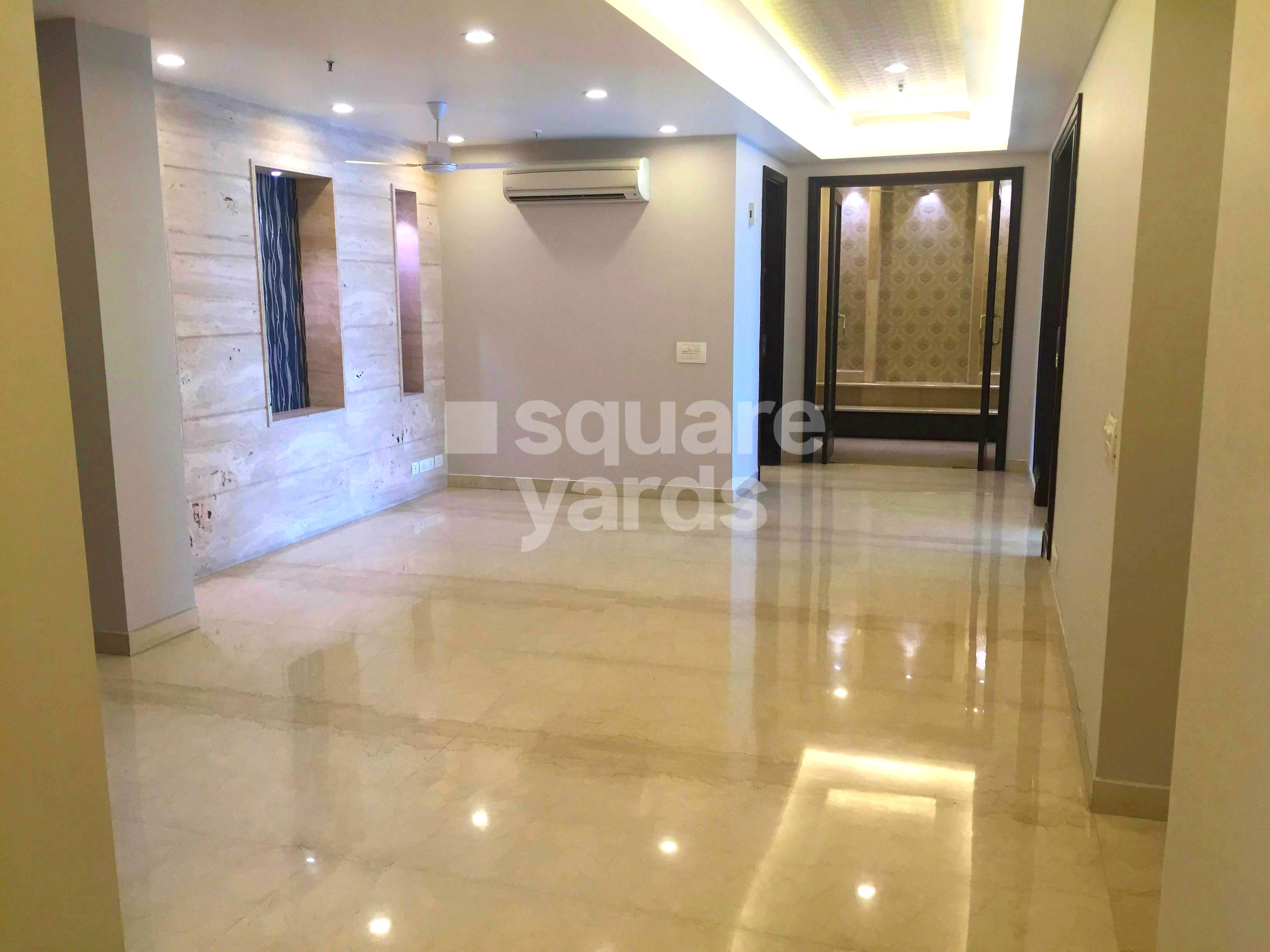 Rental 3 Bedroom 1000 Sq.Ft. Apartment in Emaar Palm Hills, Sector 77