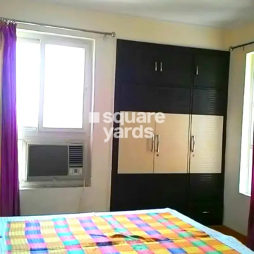 Bedroom in 3 BHK Apartment at Orchid Petals, Sector 49 – for Rent