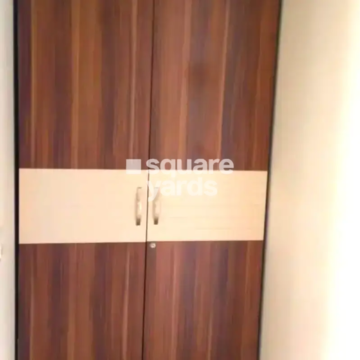 Furnished Amenities in 2 BHK Apartment at Emaar Emerald Estate, Sector 65 – for Rent