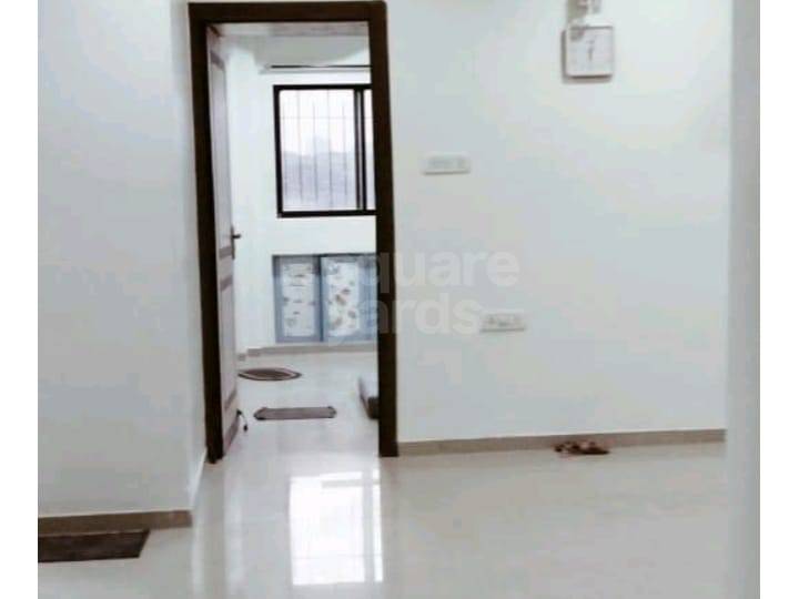 gown on rent in tilak nagar