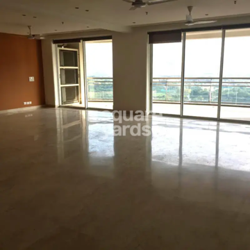 Room in 2 BHK Apartment at M3M Escala, Sector 70a – for Rent