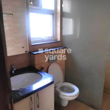 Bathroom in 3 BHK Apartment at BPTP Amstoria, Sector 102 – for Rent
