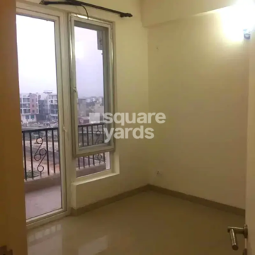 Balcony in 3 BHK Apartment at Emaar Emerald Estate, Sector 65 – for Rent