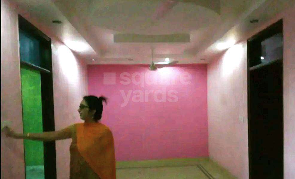 Rental 2.5 Bedroom 900 Sq.Ft. Builder Floor in DDA Flats Mayur Vihar Phase 1 Extension, Mayur