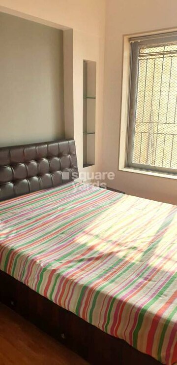 Bedroom in 2.5 BHK Apartment at Gundecha Symphony, Andheri West – for Rent