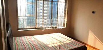Room in 2.5 BHK Apartment at Gundecha Symphony, Andheri West – for Rent
