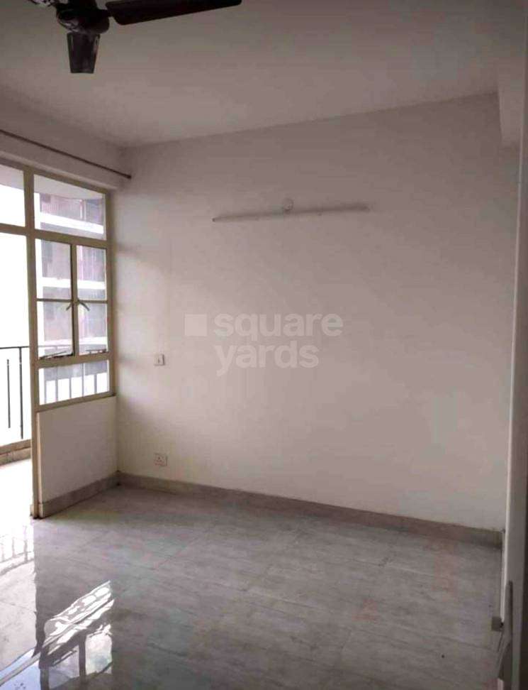Rental 2 Bedroom 500 Sq.Ft. Builder Floor in Paryavaran Complex, Saket Delhi 3707898