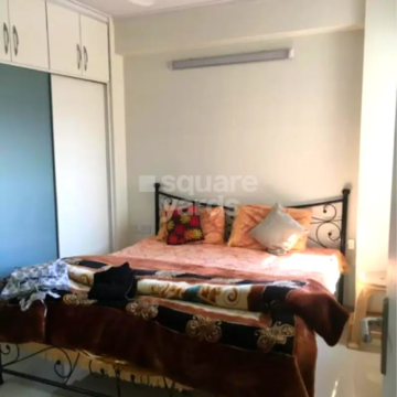 Bedroom in 3 BHK Apartment at Tulip Violet, Sector 69 – for Rent